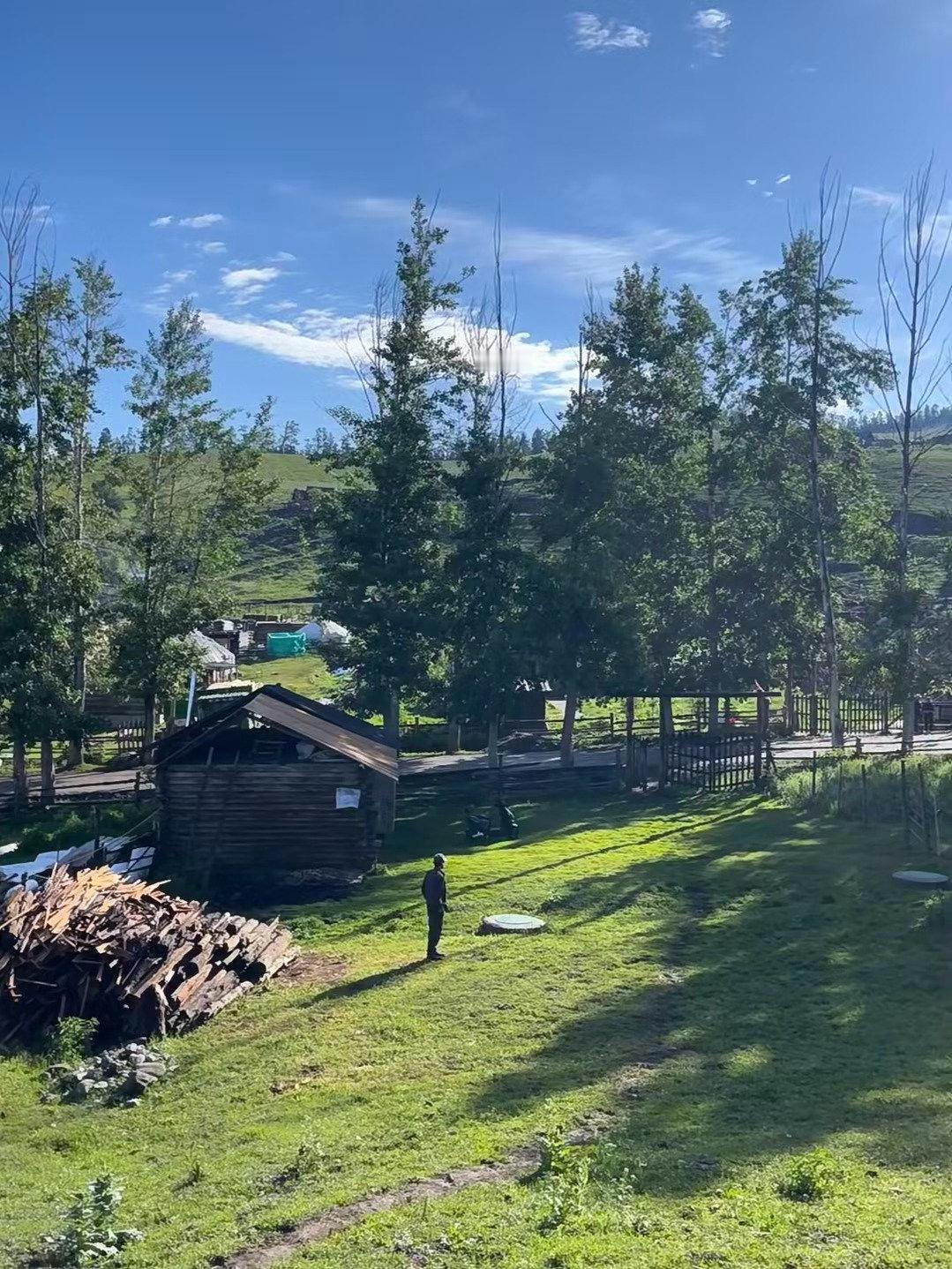 #今夏阿勒泰这些绝美风光全都不要钱#真的太好看了吧，隔着屏幕我都能感受到自然风光