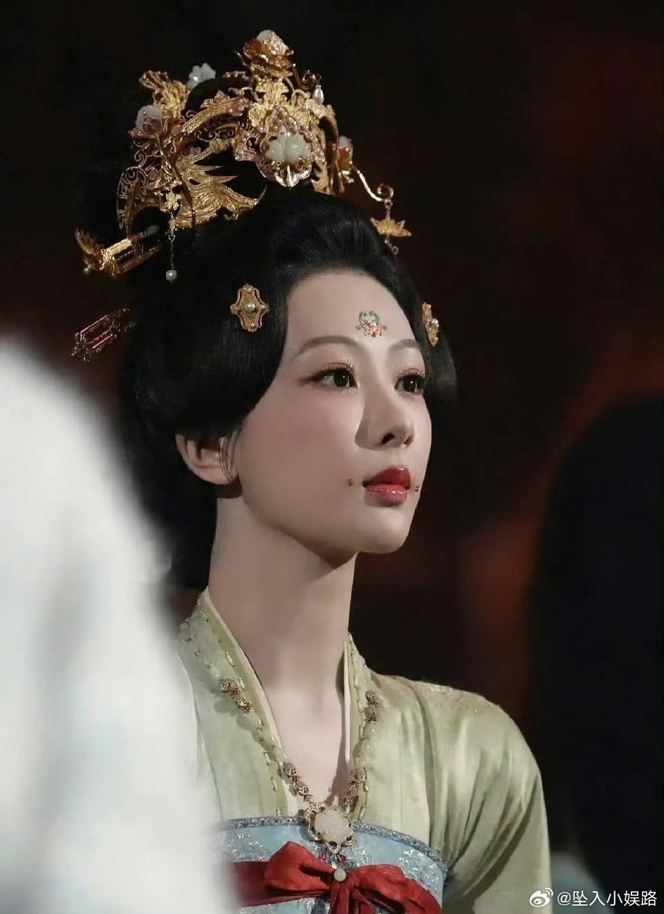 杨紫和迪丽热巴的古装你觉得谁更有吸引力 