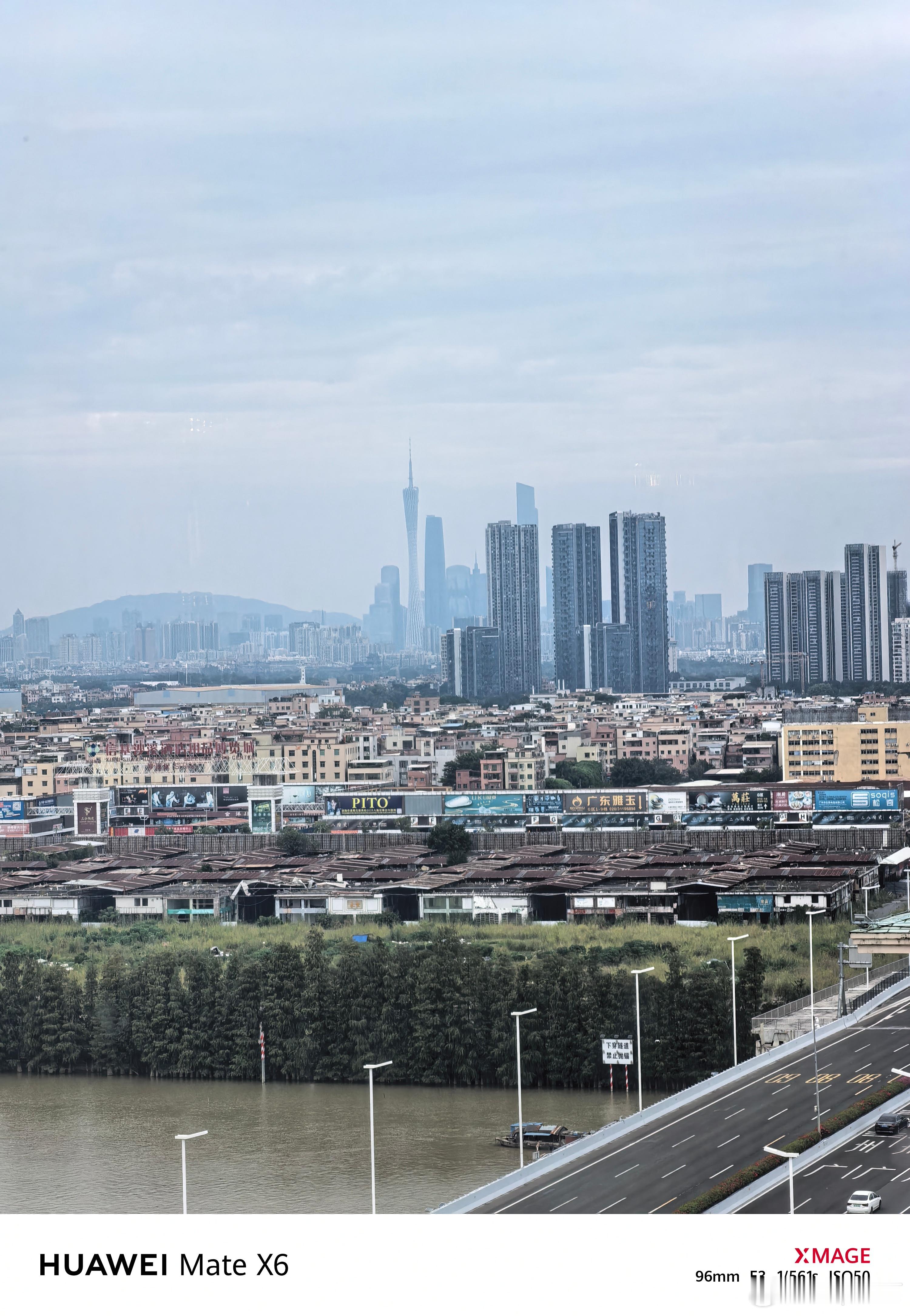 窗外景色还是不错的，就是有点累[允悲] ​​​