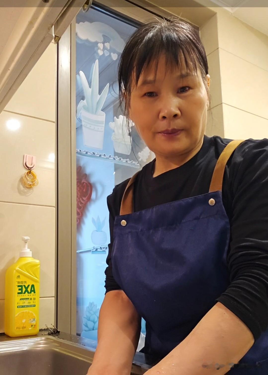 想找个合心意的保姆真不容易，我这户人家之前的保姆走了快一个月，至今也没挑到合适的