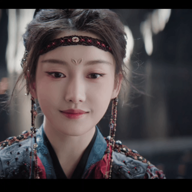 姜贞羽让露芜衣叫姐姐姜贞羽把郭氏美学演出了另一种味道真的会被司封迷到，姜贞羽把那