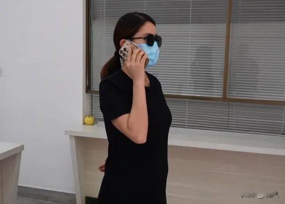 贵阳，女子意外怀上孩子，本是迎接新生命的大喜事，可她却怎么也高兴不起来。公司得知