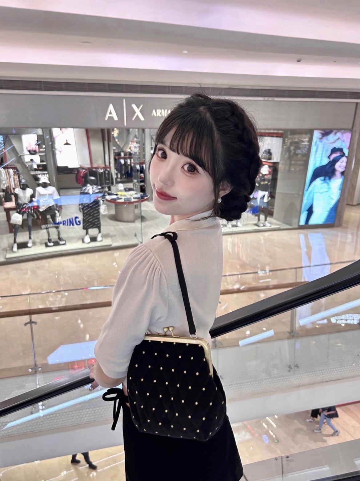 求被女生刷到的教程。这个日式编发好樱花妹的感觉🌸