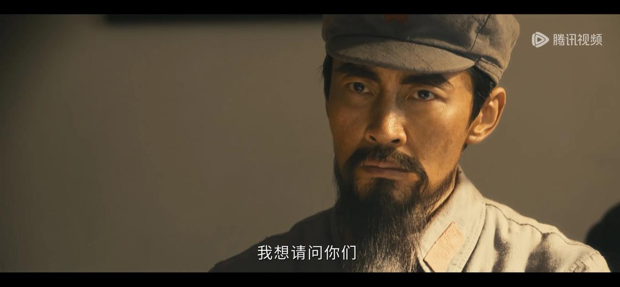 《伟大的长征》：看到周副主席找博古谈话，才知道蒋介石和毛主席差在那里。

王稼祥