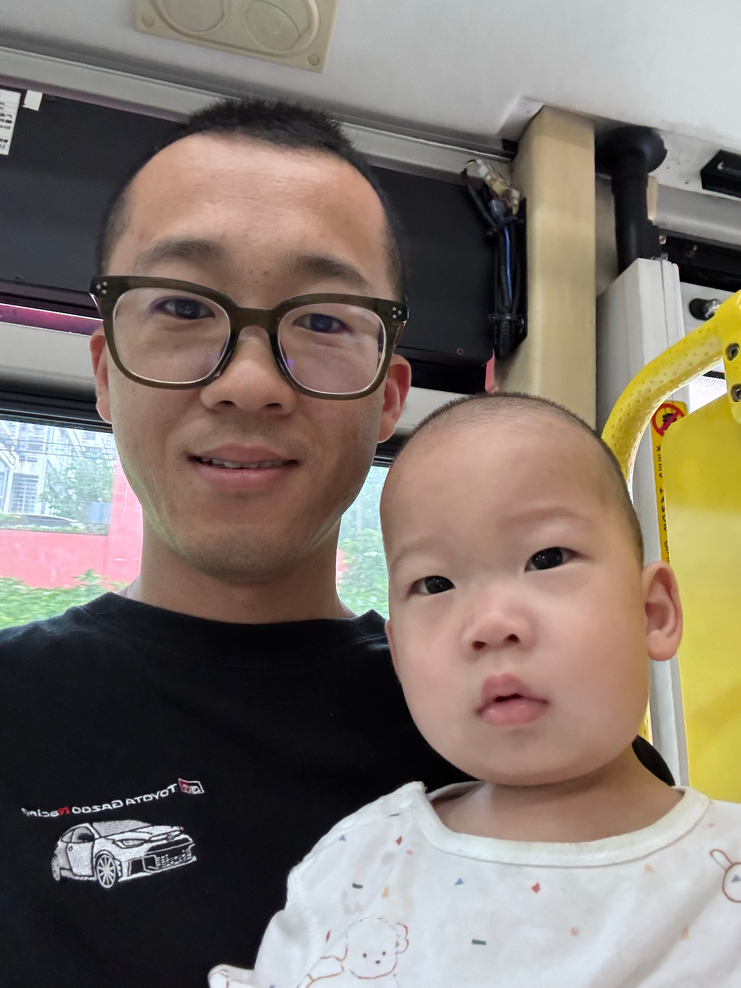 大清早被拉出来坐公交 北京