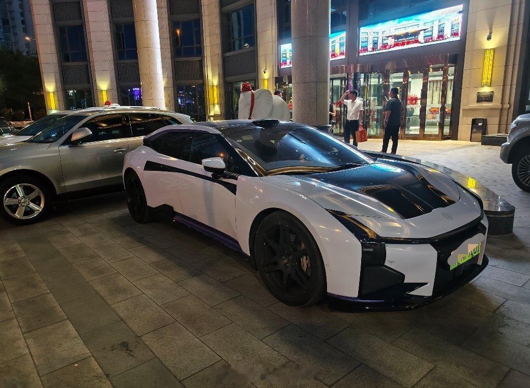 这么酷的车，居然倒闭了，可惜了