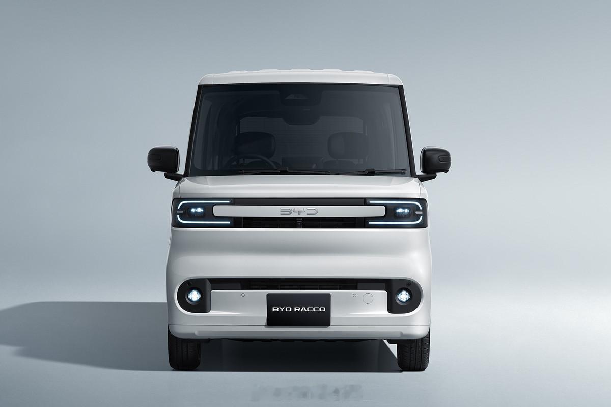 国内放假这两天，比亚迪日本方面公布了纯电小车Racco的最新一批官方图片。进入日