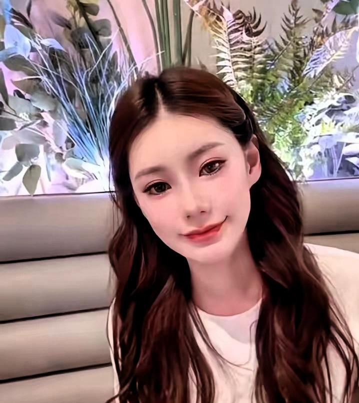 继母来家里时，大家都在看，是不是会吵起来，她生了孩子，外面好多人都在说，肯定会偏