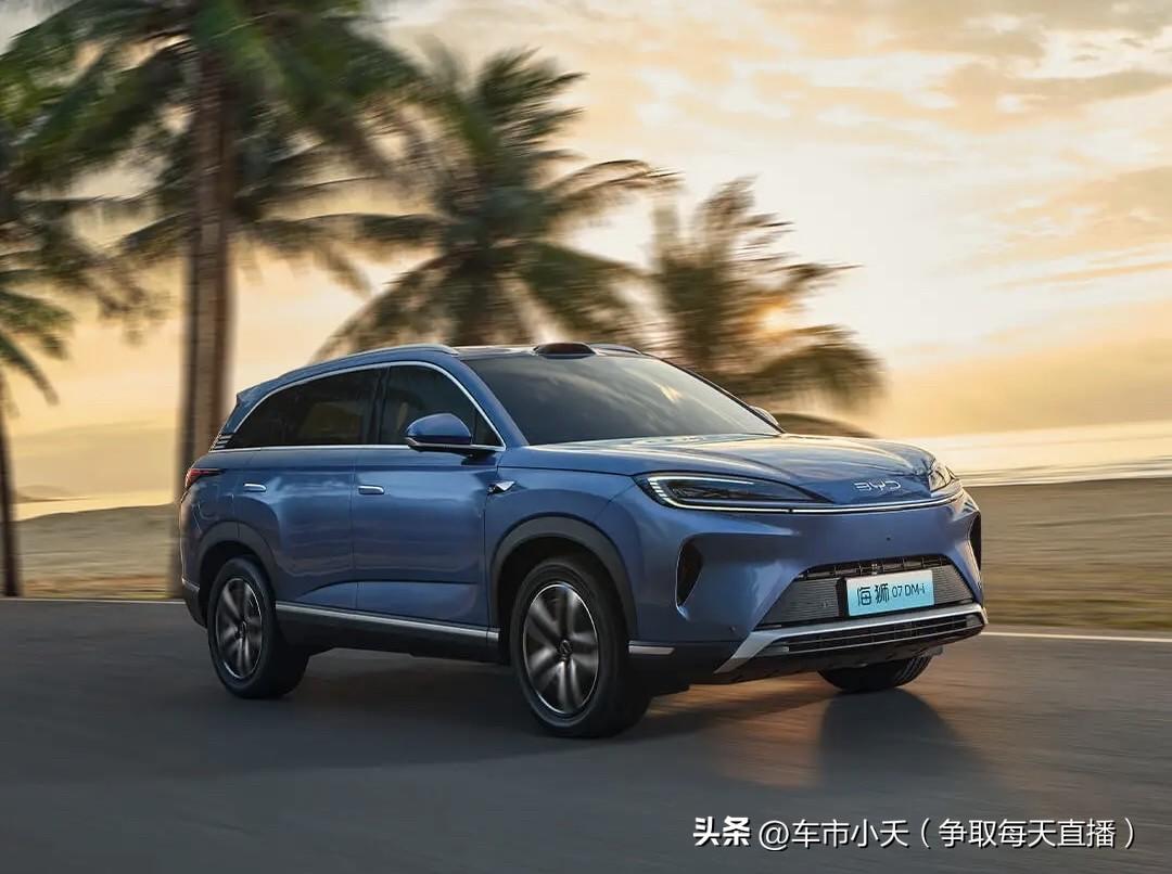 最近更新一些新能源汽车价格的时候，非常的不习惯。因为现在新能源也要缴纳购置税，而