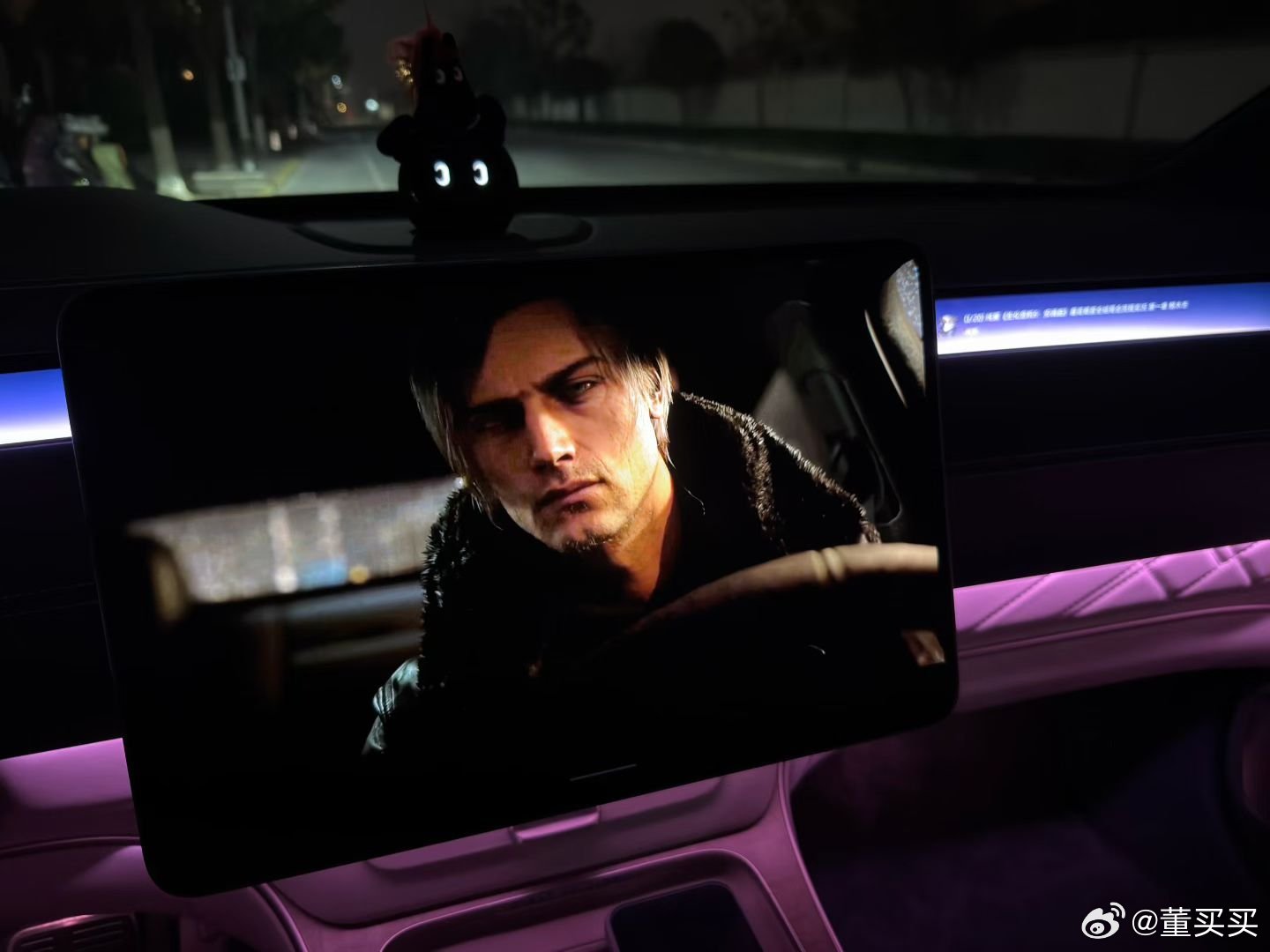 49岁的李三光开上了保时捷生化危机9 开着弹幕看视频比自己打好，不容易受到惊吓，