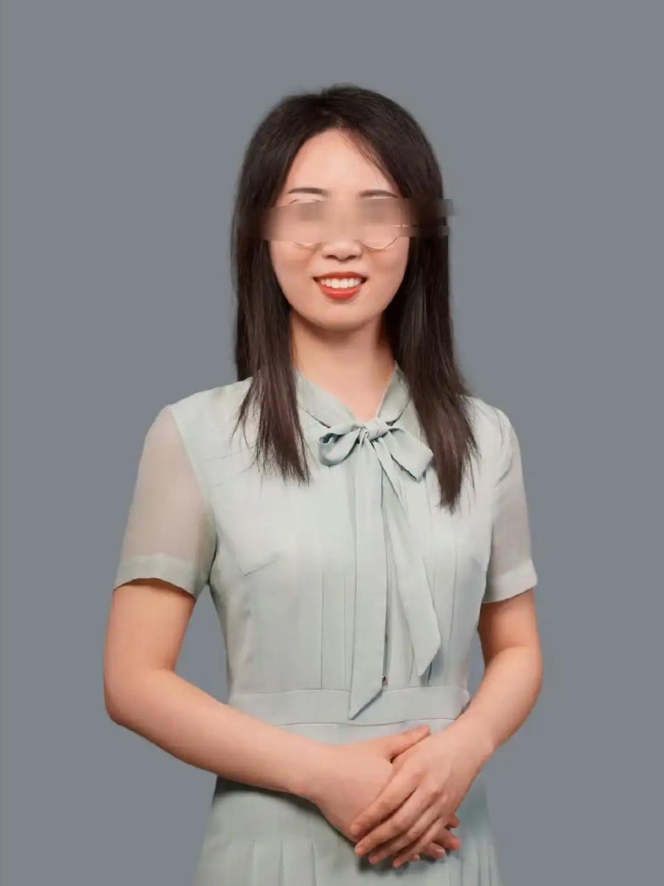 真的羡慕曾梦琪的人生轨迹：8年走完别人15‑20年的路，捷径背后皆是风险
 
翻
