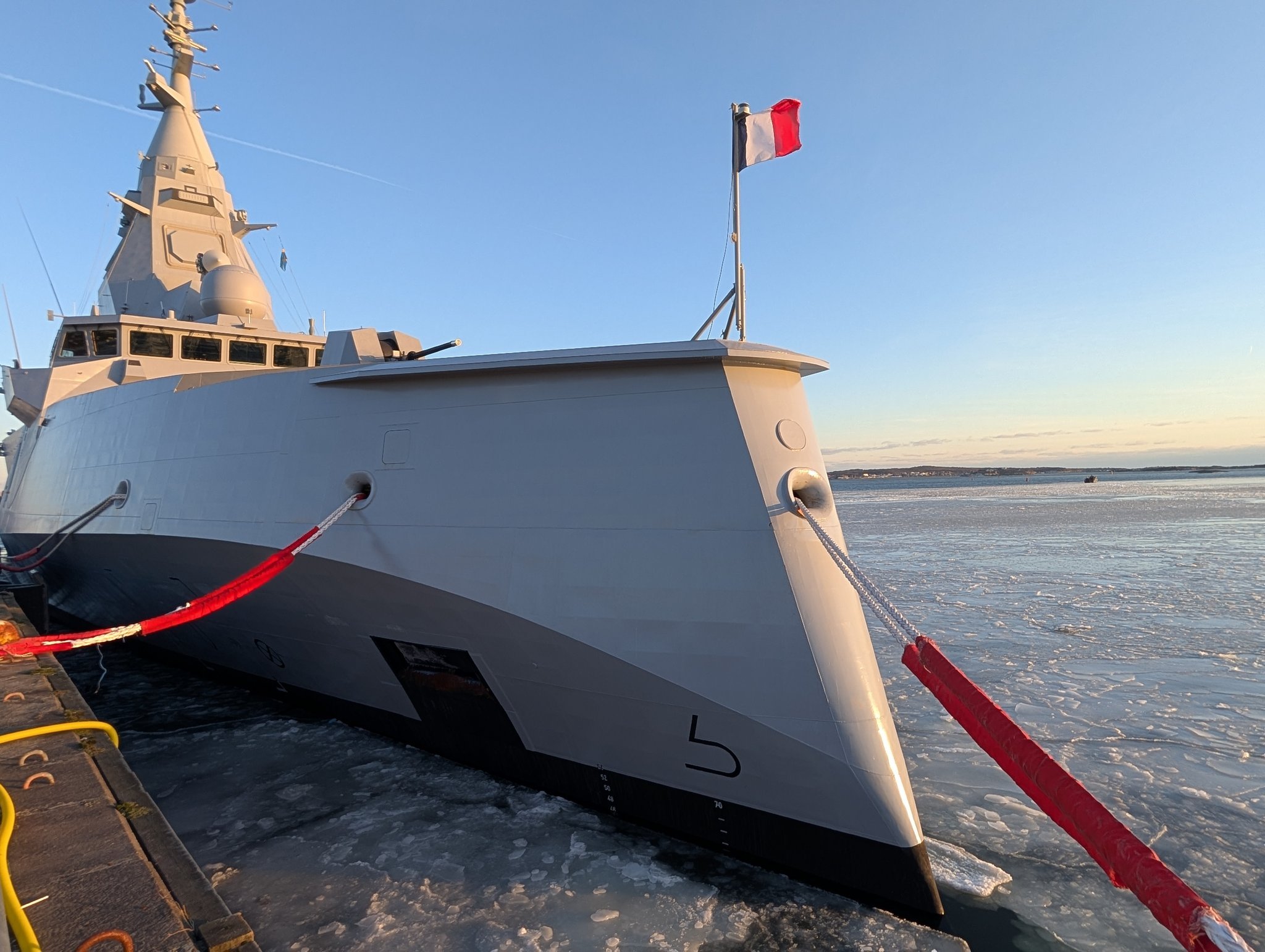 中外舰闻 烽火问鼎计划 每天认识一件兵器 FDI导弹护卫舰瑞典🇸🇪版的CG渲