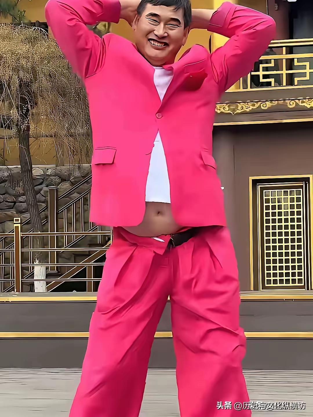 大衣哥
艺术照