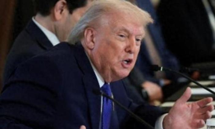 特朗普突然摊牌了，美国众议院高票通过法案，想要把中国踢出G20和国际清算银行，但