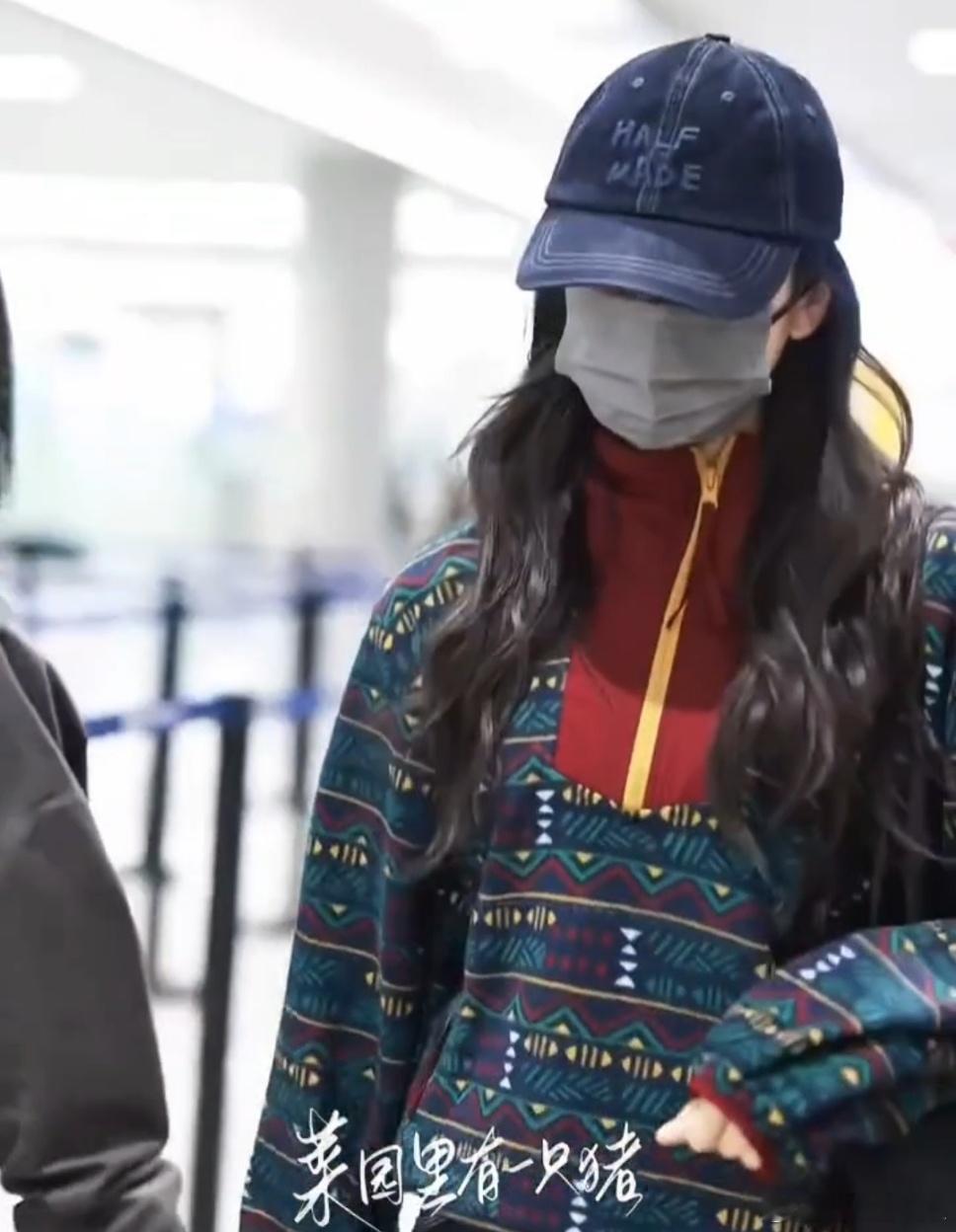 李现张婧仪出发进组雾里青李现张婧仪雾里青进组 雾里青就问拿什么输 