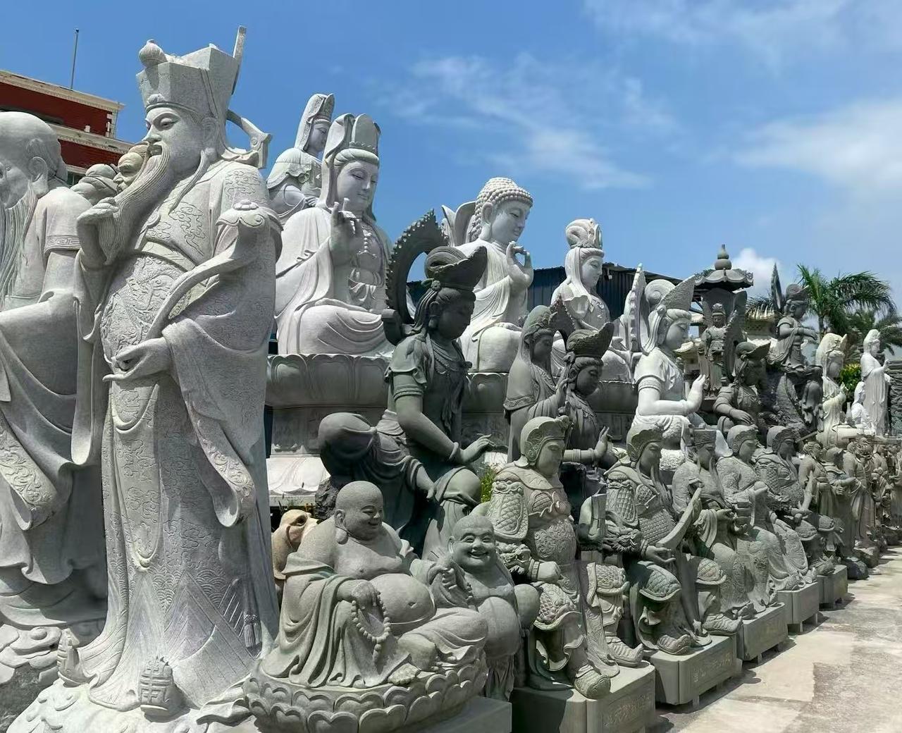 泉州写生最后一天，顺道看一下石雕，全世界的石雕90%出自泉州崇武