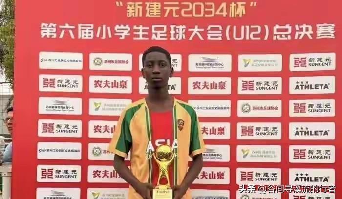 董路老师和他的2034杯，初心从来不复杂。就是想给中国的足球少年们搭一个纯粹的台