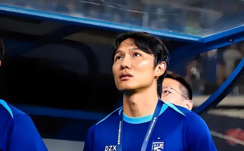 武汉三镇客战青岛海牛确实是一场关键的比赛，对于双方来说，都是一场不能输的比赛，特