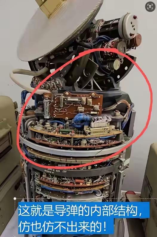 俄罗斯最牛逼的地方是用一堆破烂造出了世界领先的导弹，别人都搞什么芯片，他把一堆二
