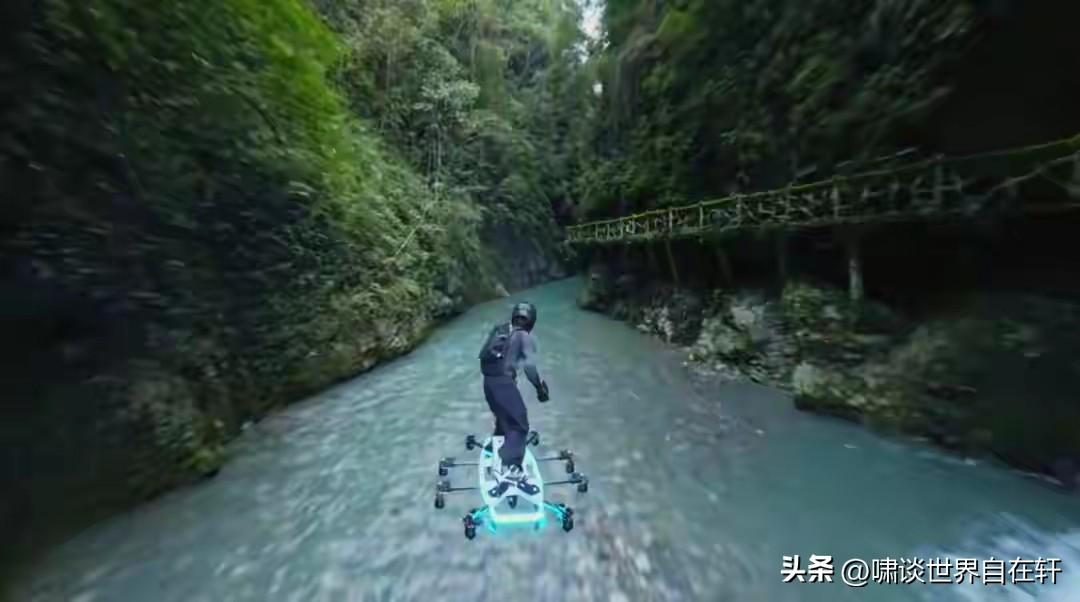中国00后小伙自行研发的载人飞行滑板完成试飞，其灵感来自《蜘蛛侠》中“绿魔”的飞