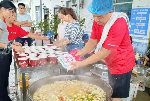 全中国被黑得最狠的省，也是救灾跑得最快的省！

上网搜"地域黑"最严重的地方，跳