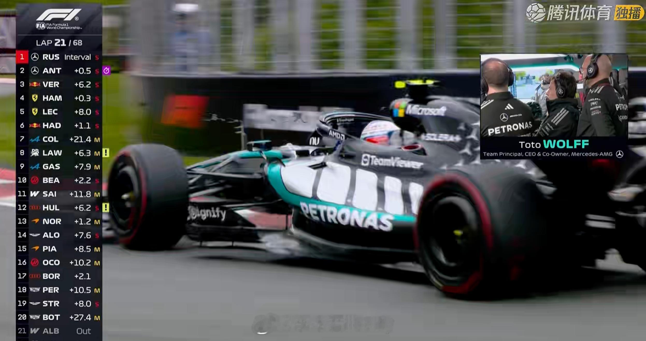 2026F1加拿大大奖赛 toto此时在P房....不知道是不是觉得似曾相识? 