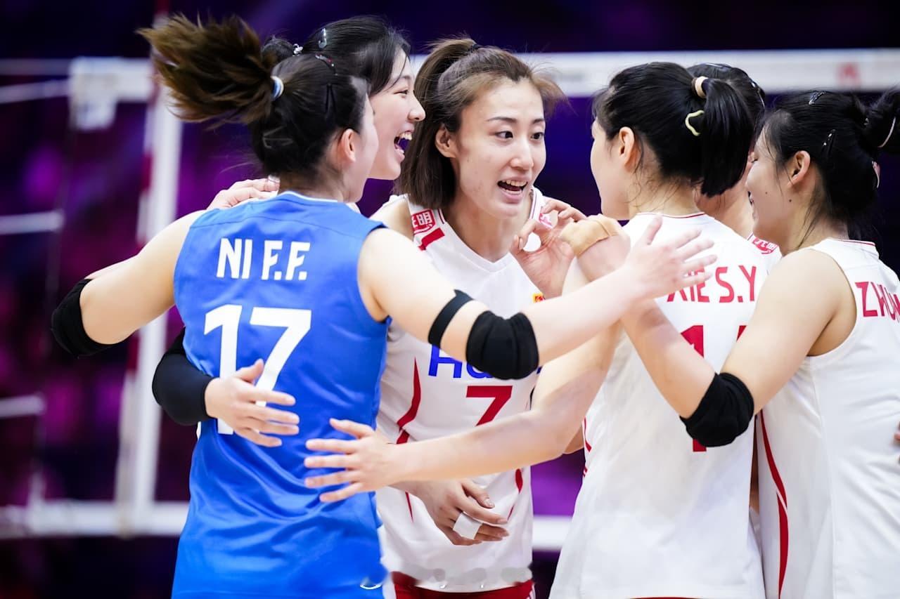 【国家女排联赛中国3-艰难击败泰国 取得首胜】中国女排vs泰国女排中国女排3比2