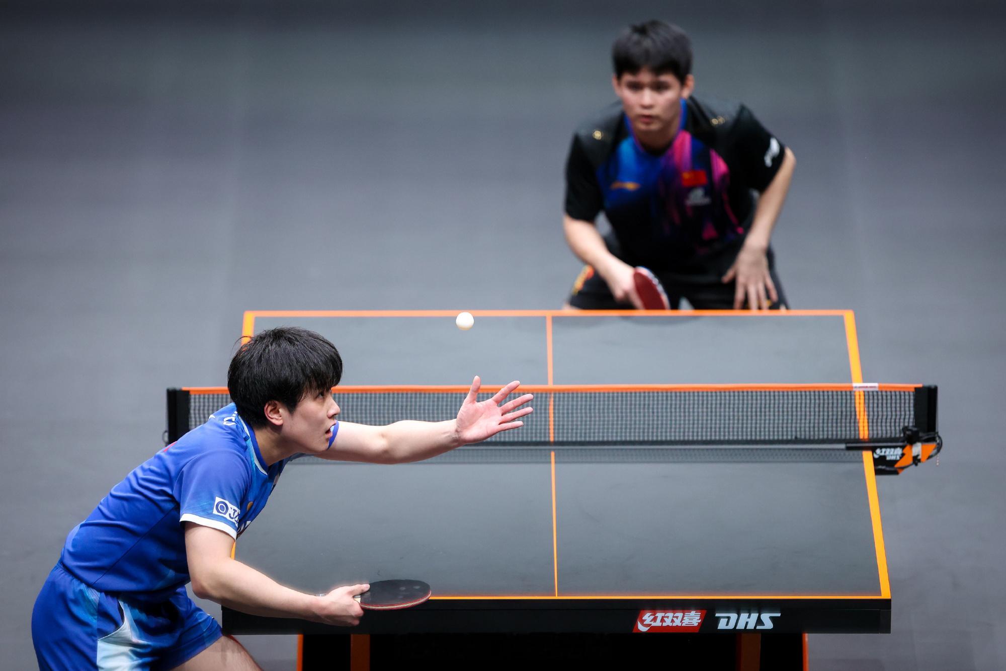 WTT香港总决赛男单半决赛，林诗栋3比4张本智和，无缘决赛。七局比分：10-12