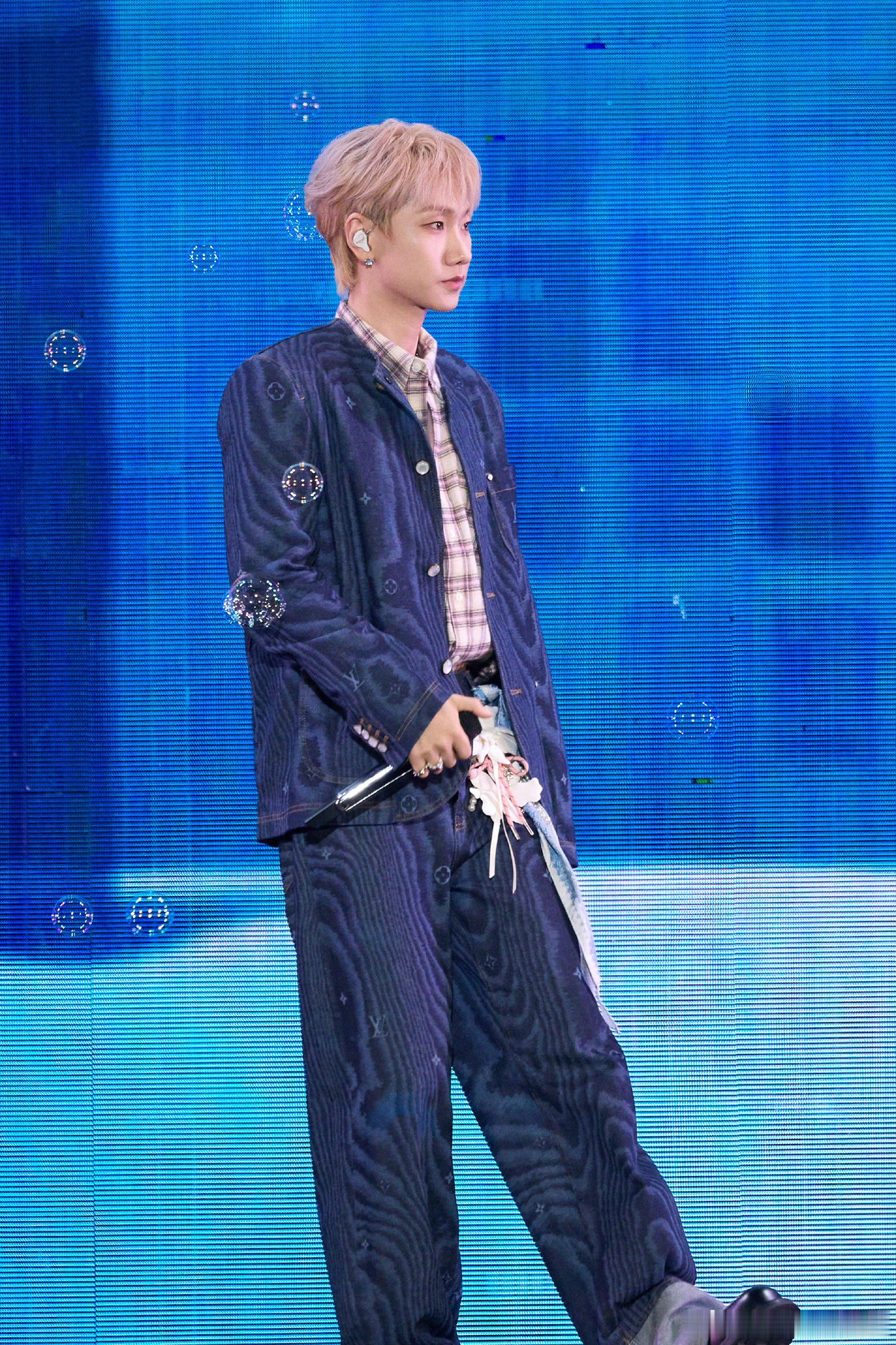 周兴哲想邀请汪苏泷当巡演嘉宾 友情也太美好了！周兴哲暖心分享相处日常，坦言汪苏泷