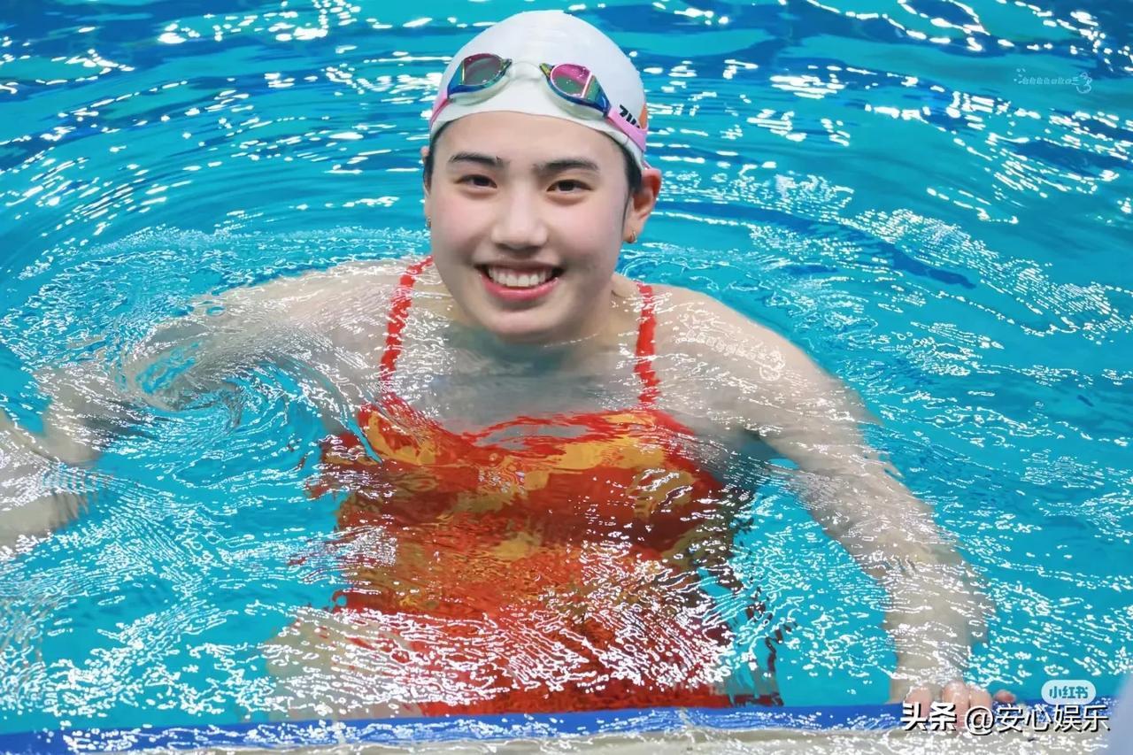 如果你知道我和张雨霏对视了
你也会觉得我好命🥹
张雨霏你是个白白粉粉的大美女你