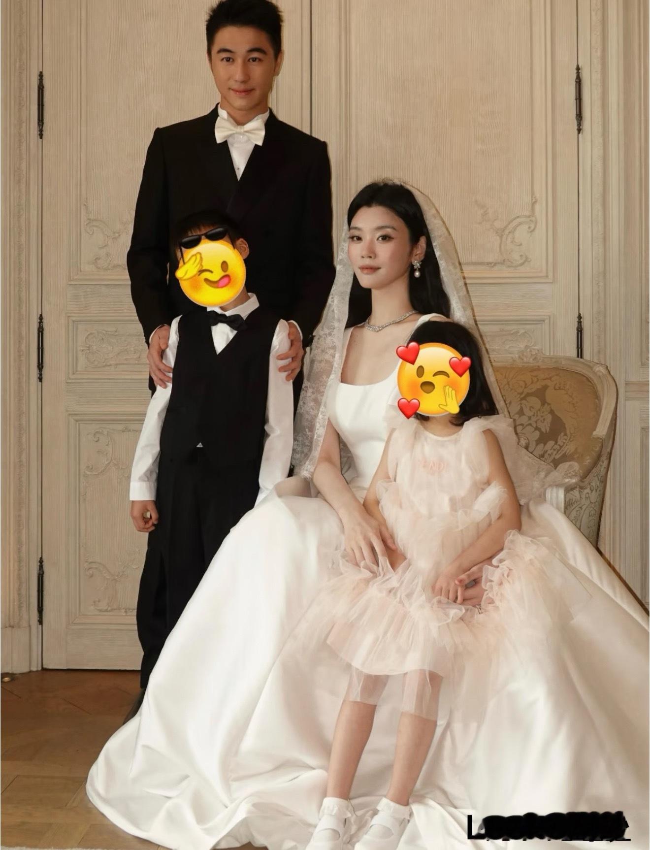 奚梦瑶婚礼6套造型奚梦瑶婚礼6套造型每一套都好美，小明不愧是超模，简单又高级！奚