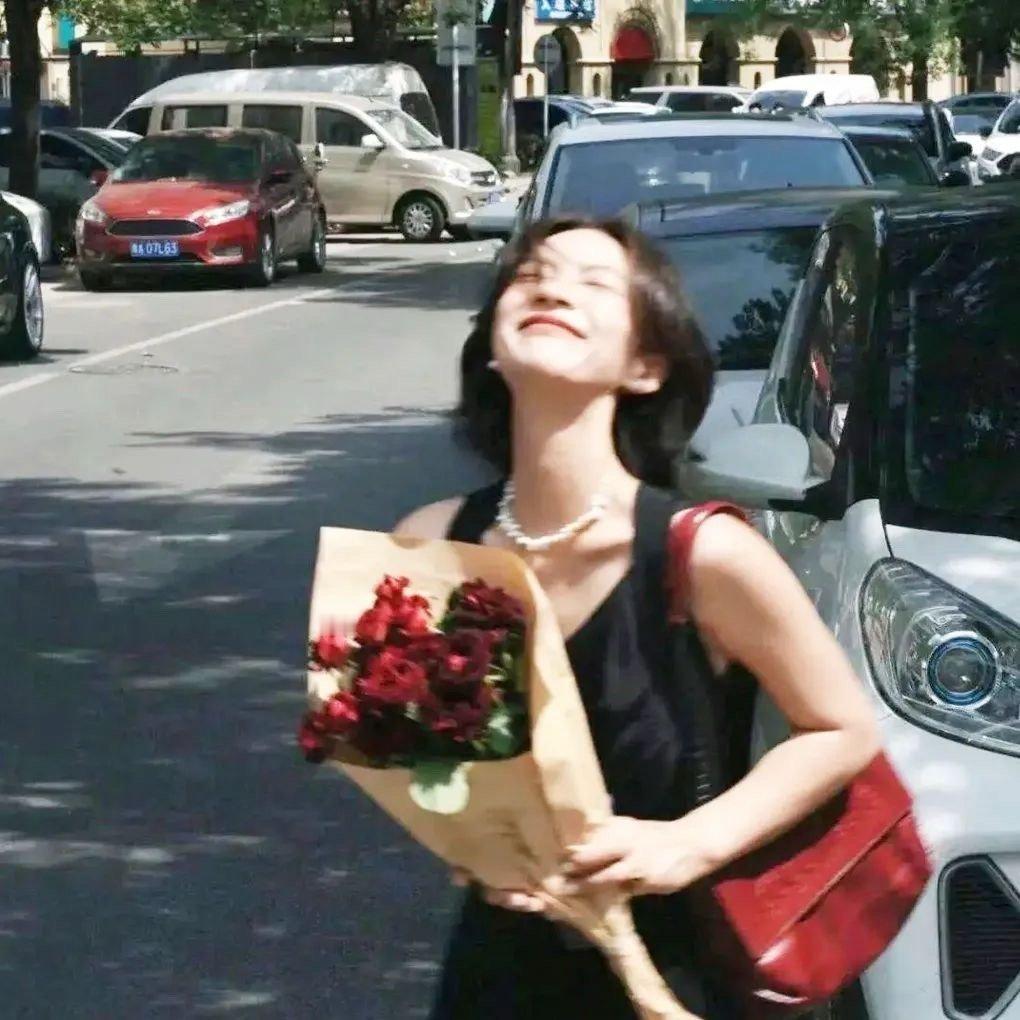 ꒰🧡꒱ 𝑺𝒐 𝒉𝒂𝒑𝒑𝒚 ᵎᵎᵎ过得积极是为了生活  过得糊涂是