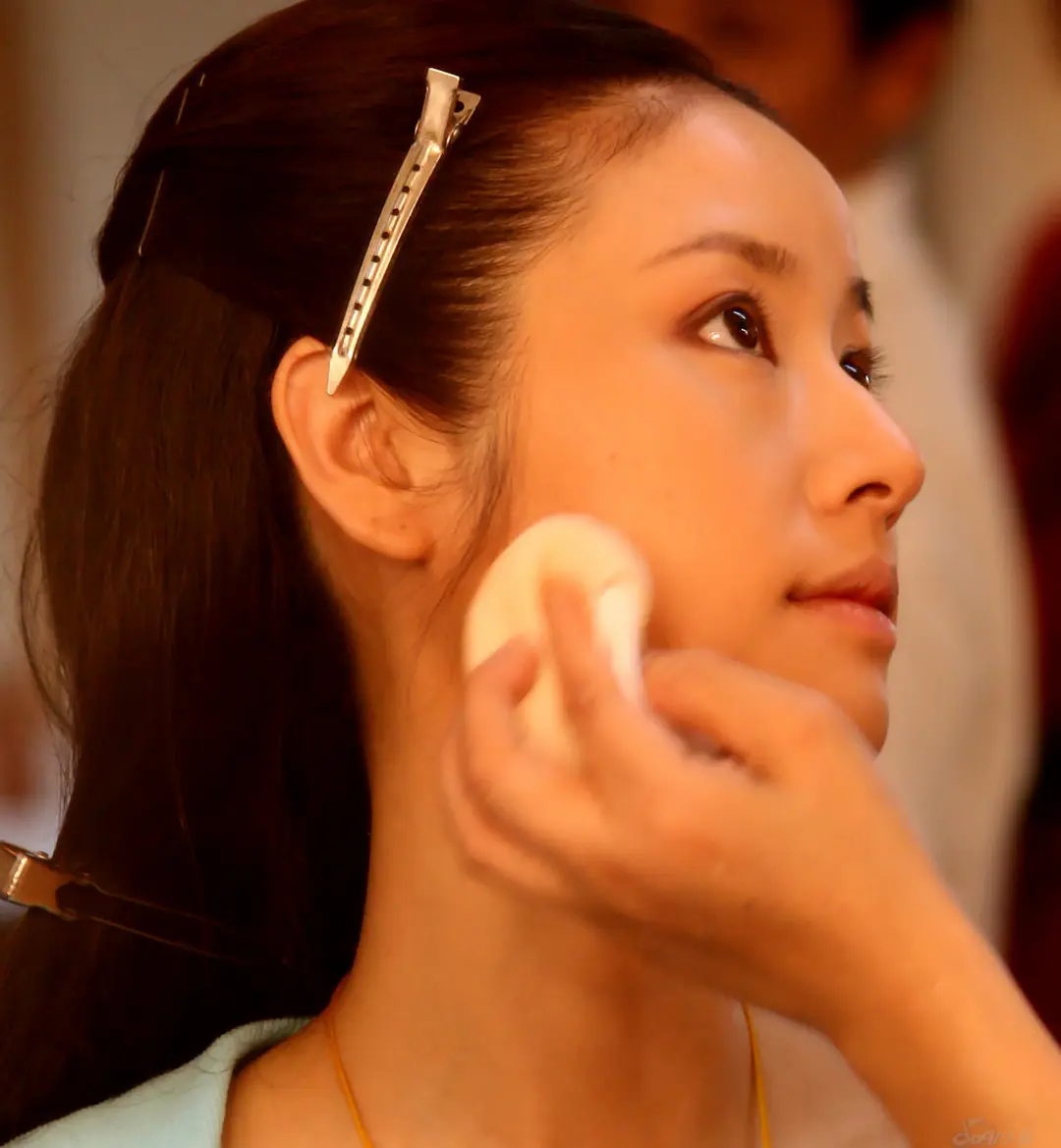 林心如在《大祠堂》里美成这样（好符合《美人心计》绝色间谍的设定…………）两部戏只