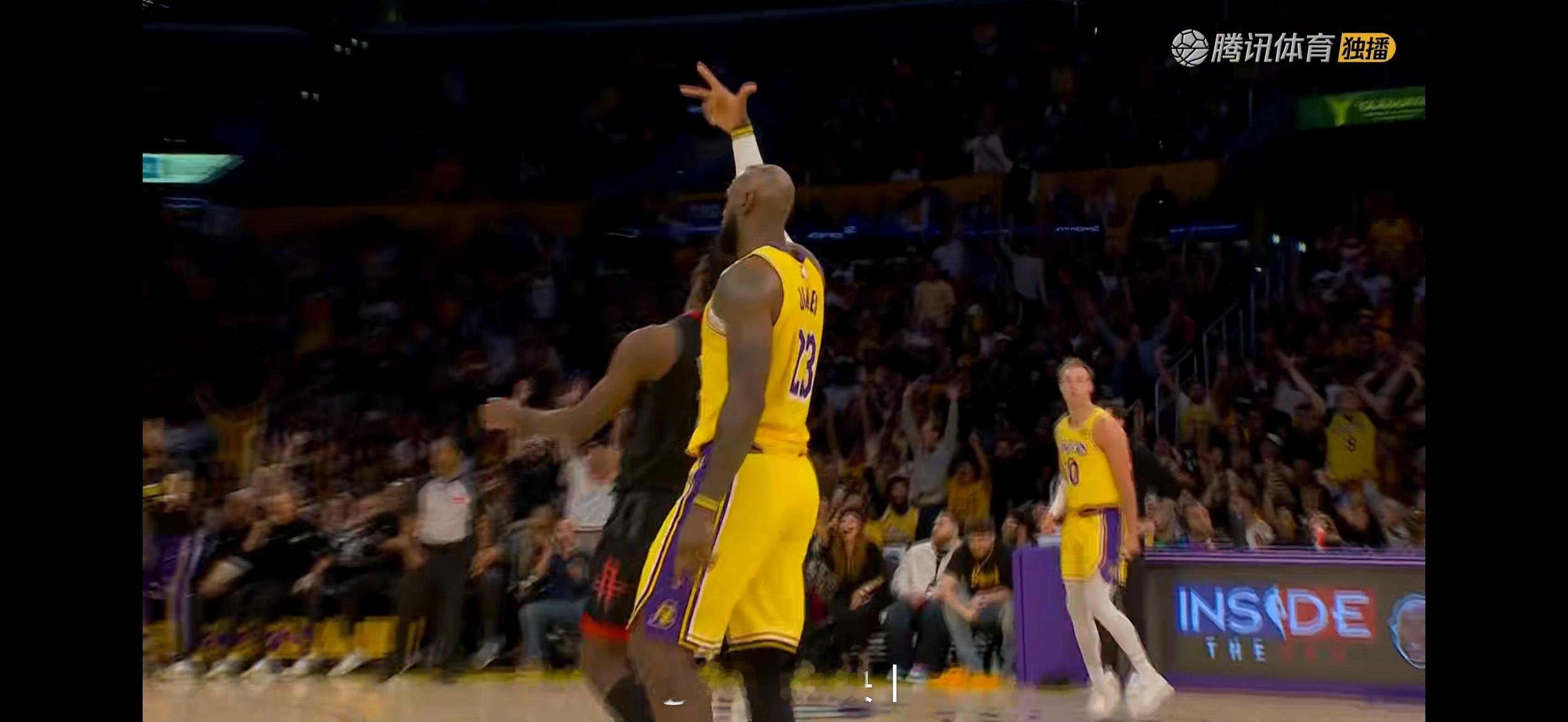 湖人国度 美好周末就这么开始啦！ NBA