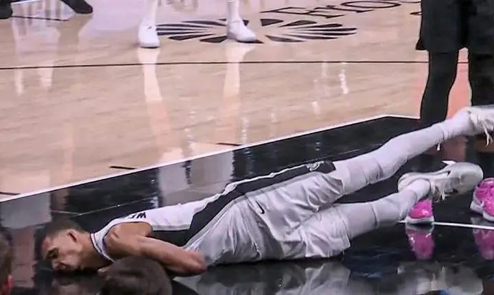 文班亚马脑震荡，退出今天的比赛，这个事情就复杂了…开拓者vs马刺文班亚马伤退进入