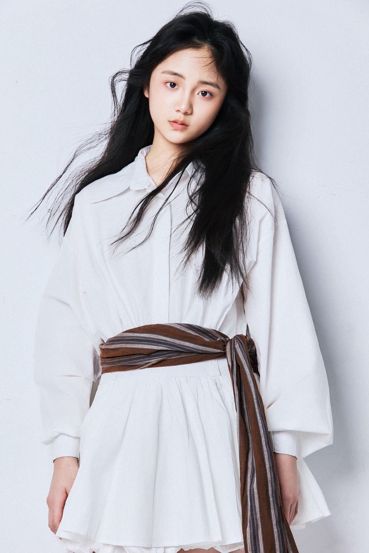 10后演活了课本里的葵花 冯雪雅那双眼睛一出现，葵花就从书里走出来了。15岁演了