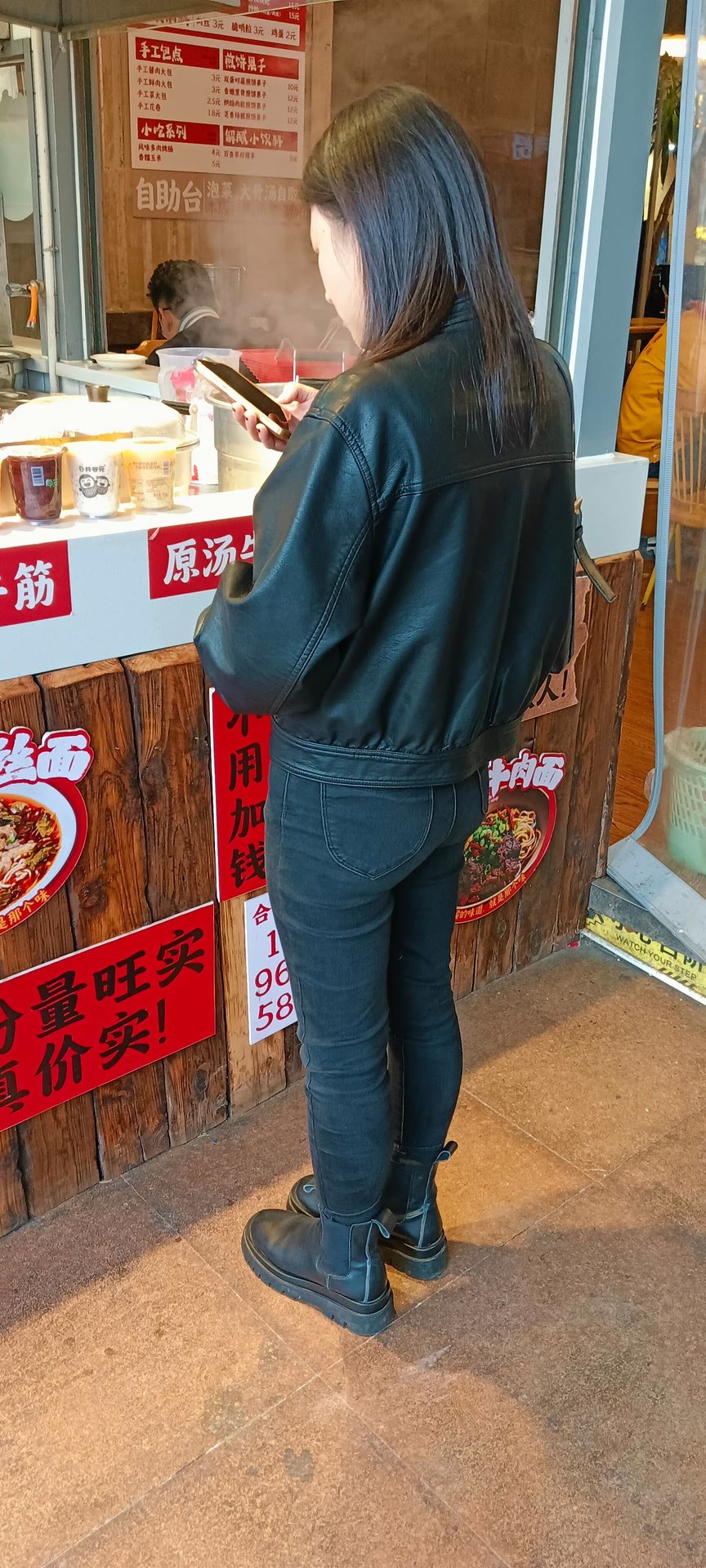牛仔裤穿搭 ​​​