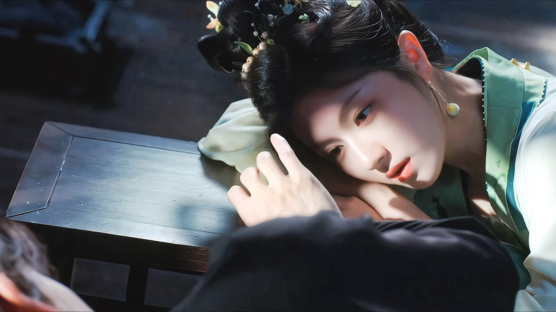 李兰迪这段美得像广寒宫的嫦娥【李兰迪】如传世的青花瓷自顾自美丽 ​​​