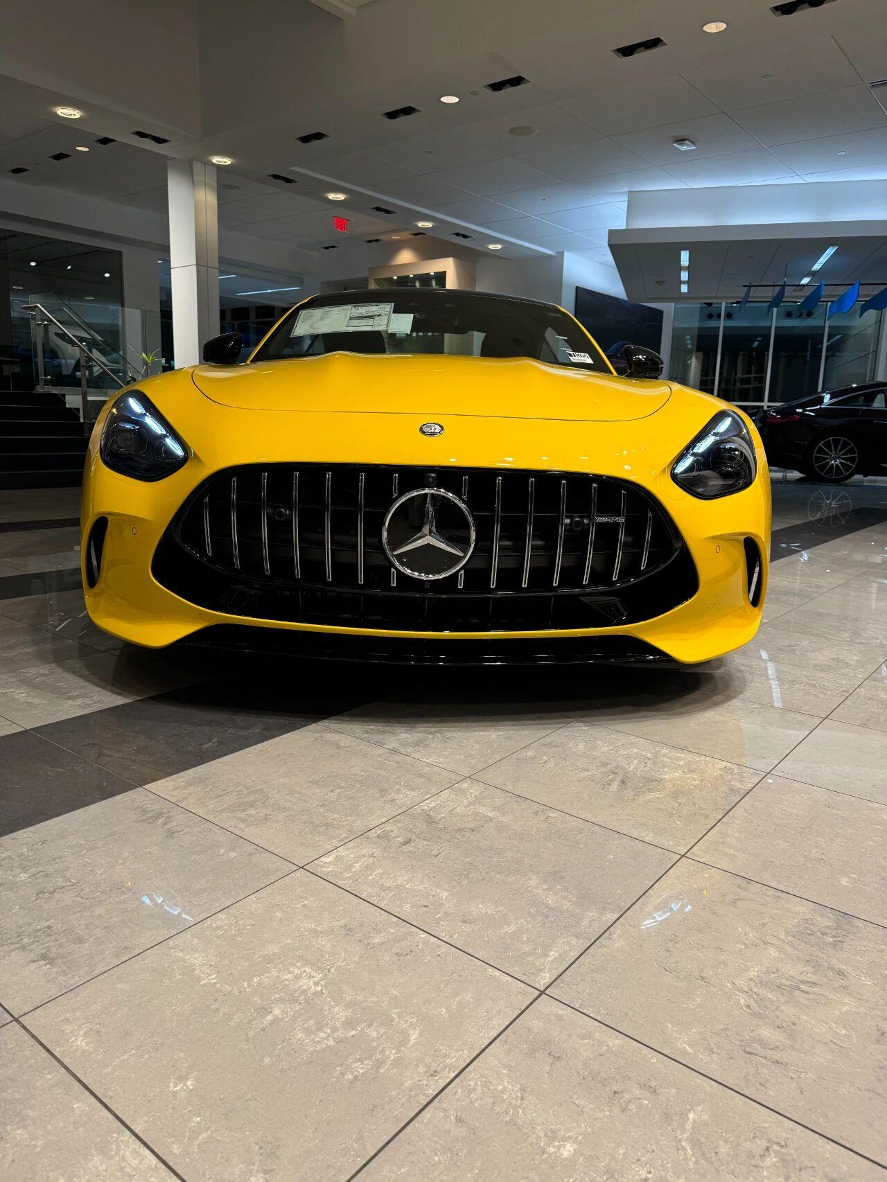 15 万想买换代 AMG GT55？这性价比真没对手？别再吹 BBA 性价比了！