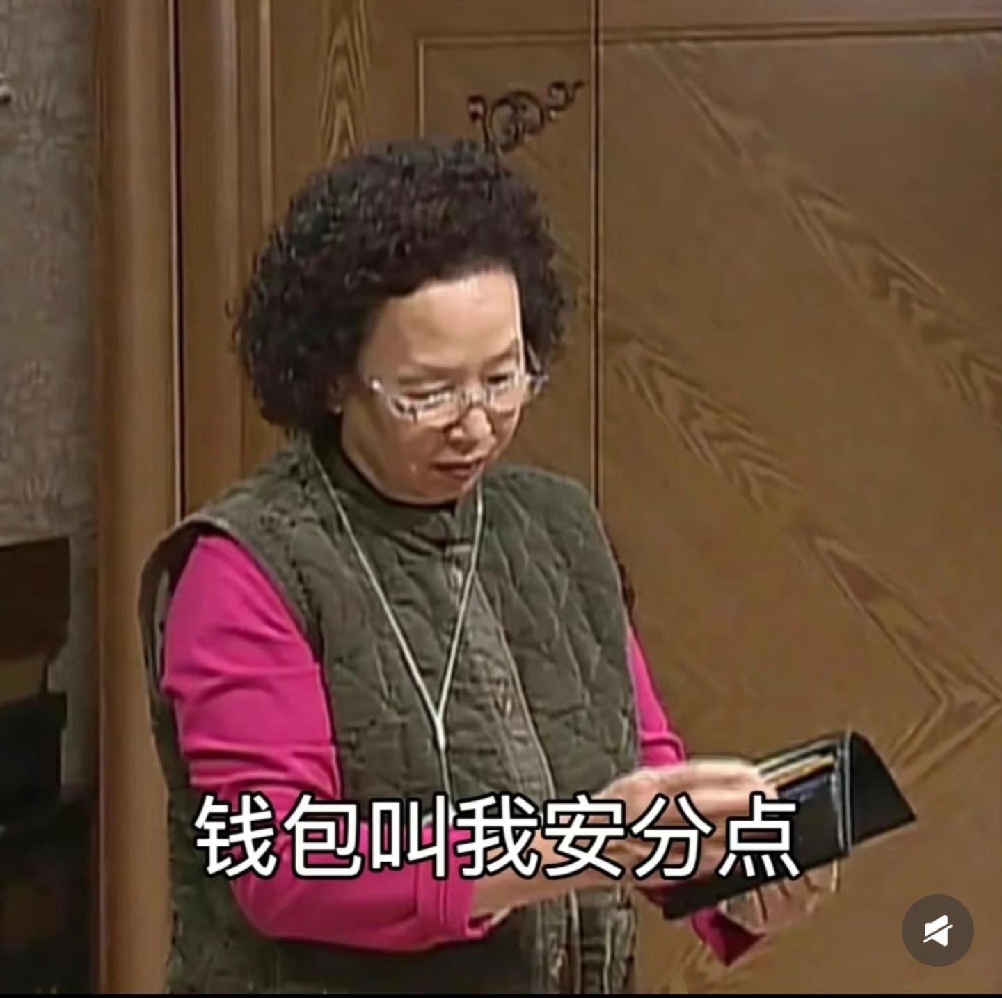 百果园去年净利润亏3亿所以是消费人少？还是成本损耗高？其实我感觉可以结合现在的大