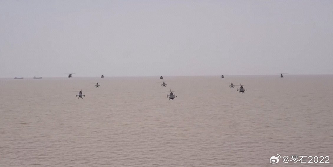 踏浪而来！后面用Z20T、Z21、无人机更有气势。陆军老大哥烽火问鼎计划中美军事