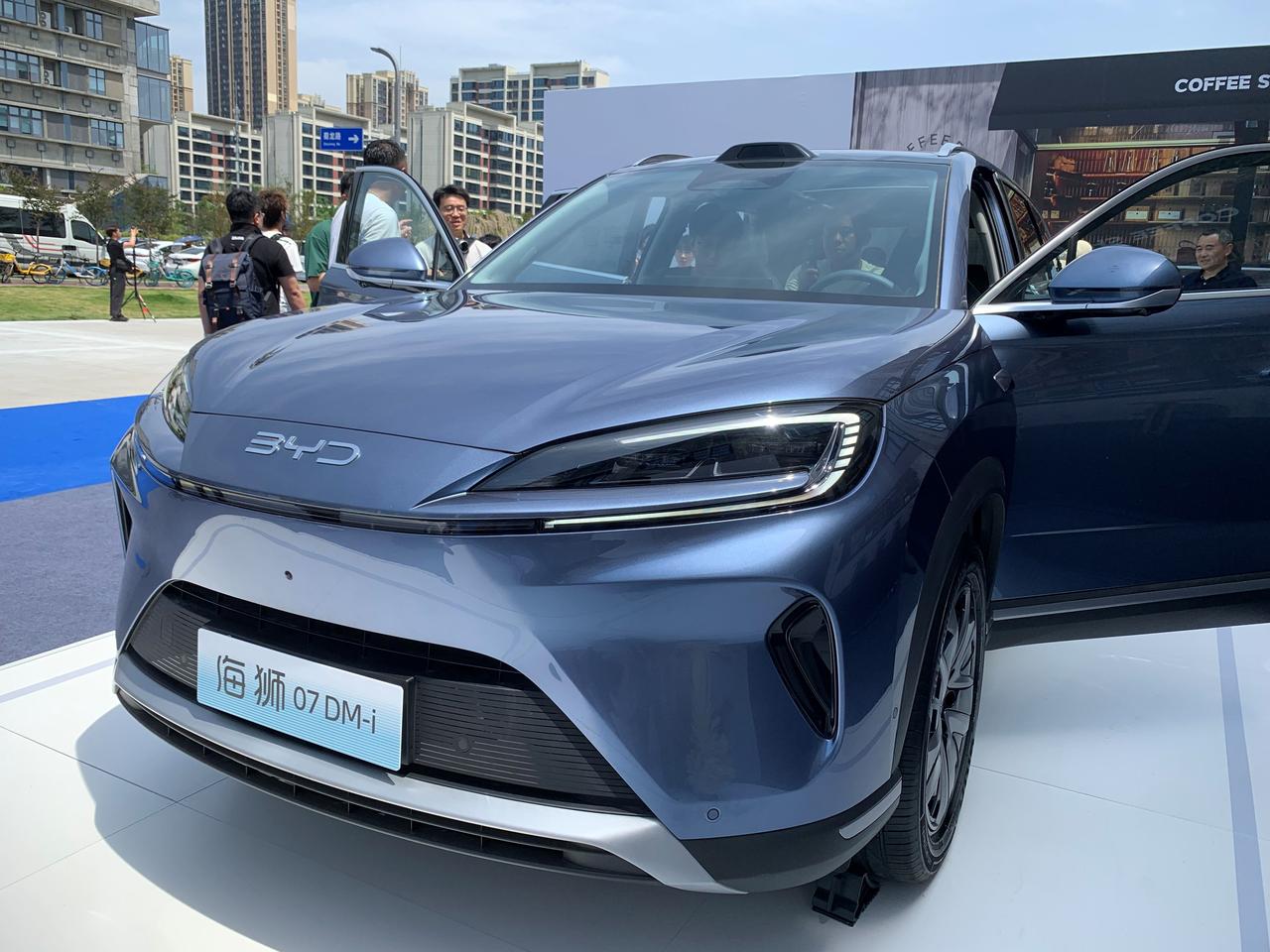 比亚迪海狮07DM-i，真香警告！  
 
16.98万起的定价，你敢信？！比亚