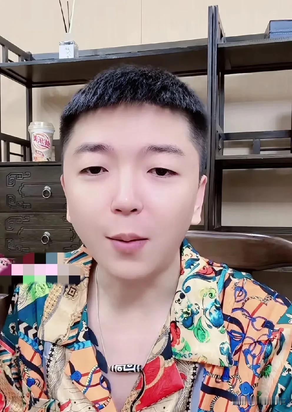 天佑1亿存款曝光，吃500万年利息！

        王某人爆料，天佑玩马赔钱