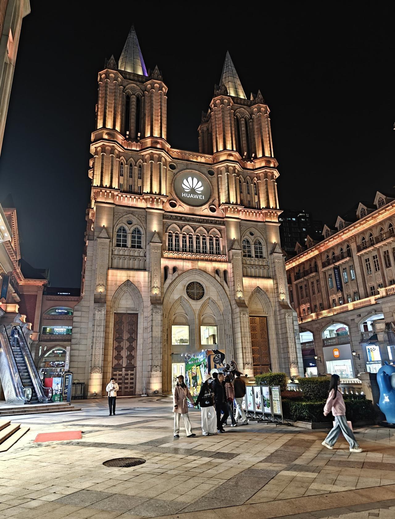 就是
📍北京 
天天领红包●往返大约8km去程大概3.5h到顶
●返程风景zu