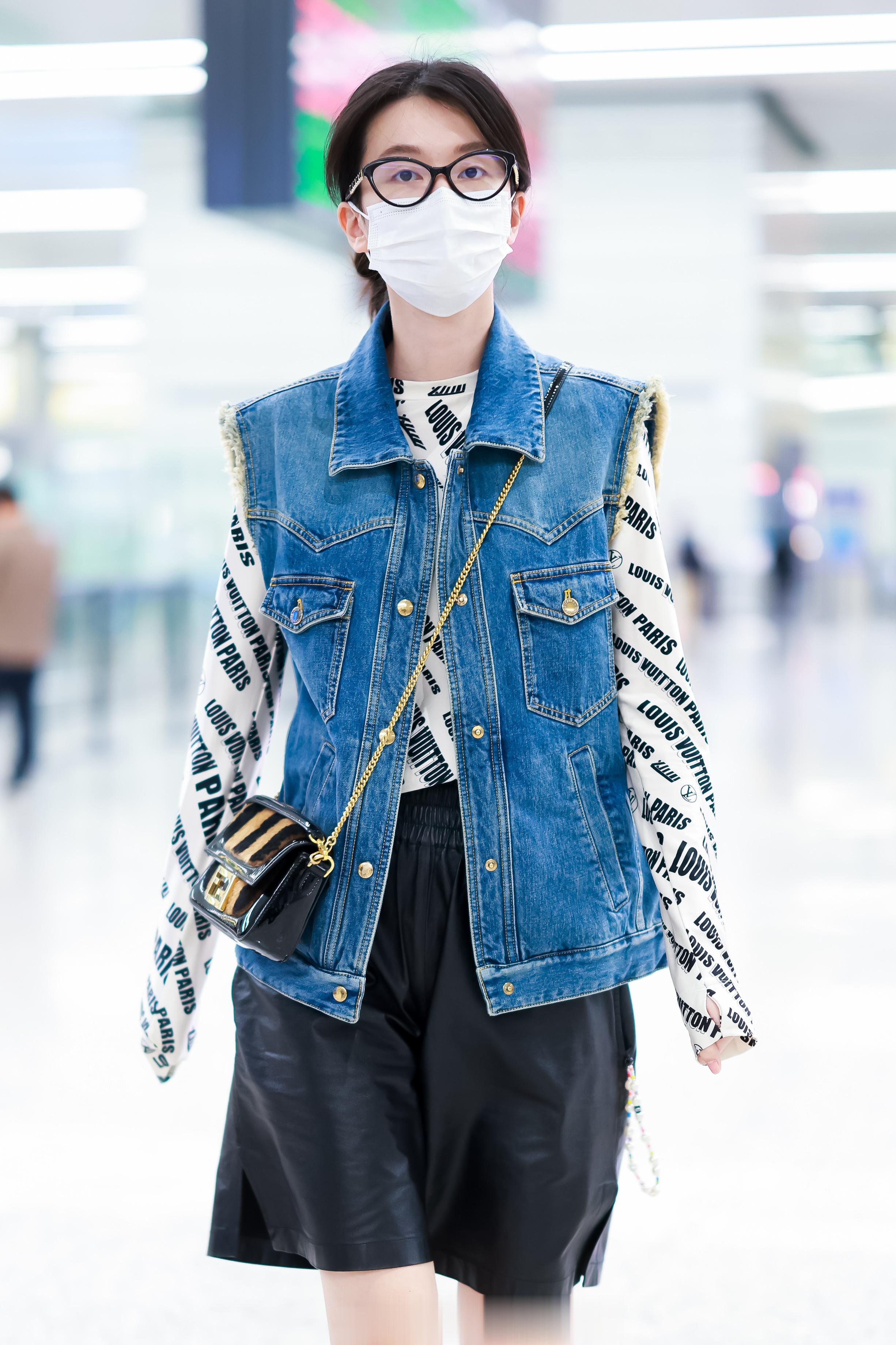 #乔欣[超话]# 海口✈️上海  ​​​
