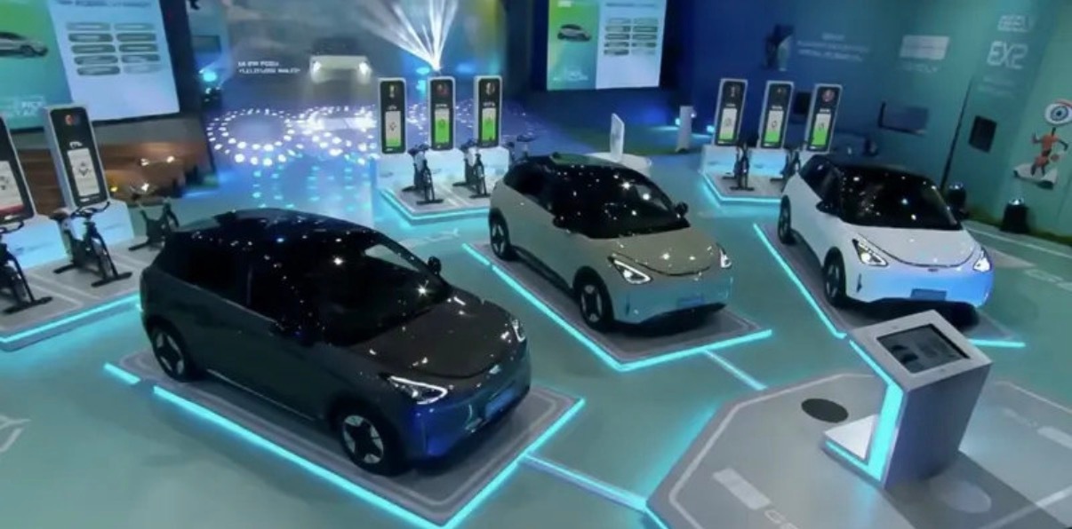 【Geely EX2开启巴西本地化量产 南美布局迈入新征程】近日，雷诺吉利巴西公