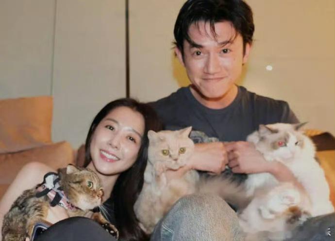 邵雨薇否认与吴慷仁结婚 结不结无所谓的啦，吴慷仁多多拍戏给我看就好了[开学季][