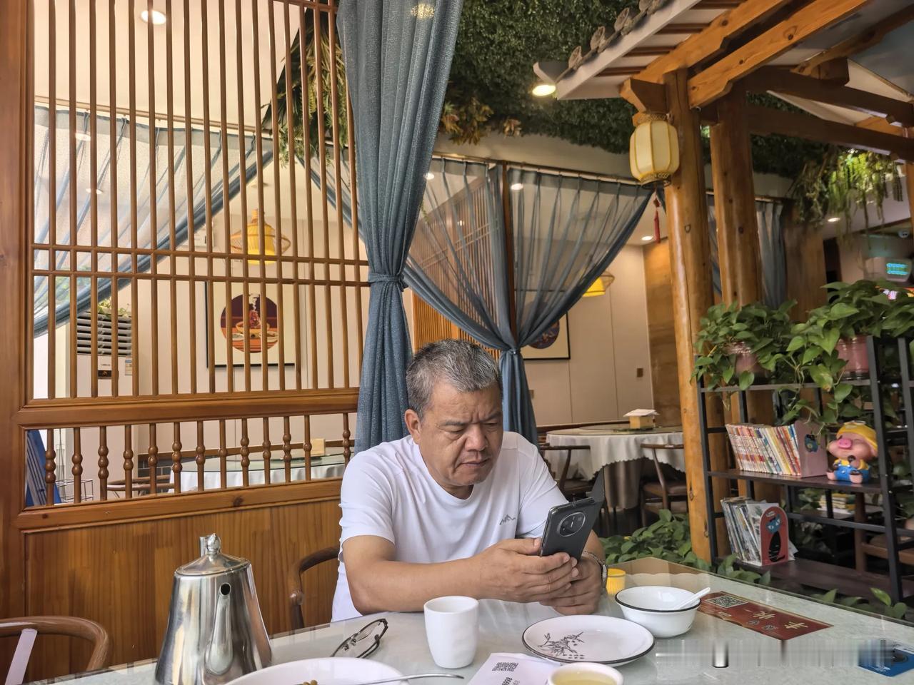 不服老真不行，自从年过60以后，两个人的战斗力是每况愈下，想吃酱大骨头，炖下了，