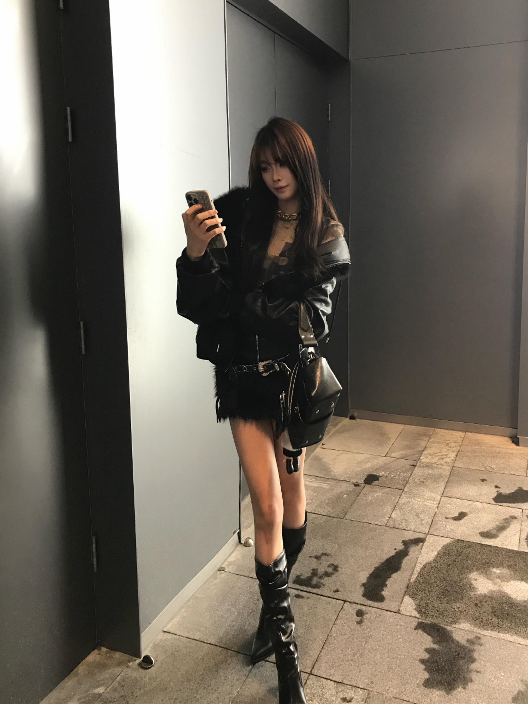 装吗 不好意思  就装