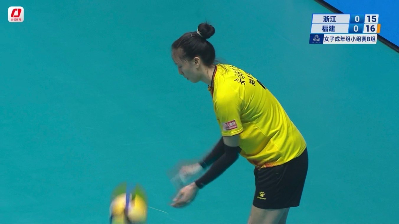 福女也是遇弱不强遇强不弱，这个小组第一还是得一分一分打啊，这次是最好的进四强的机